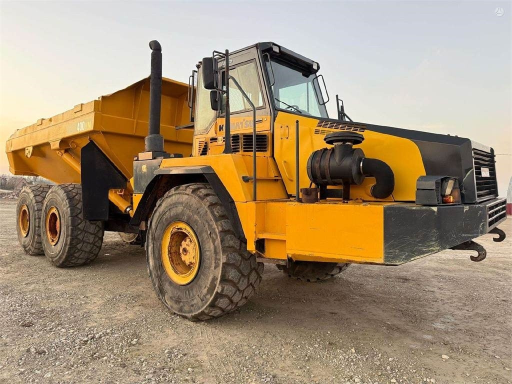 Knækstyret dumper Komatsu HM 400-2: billede 12