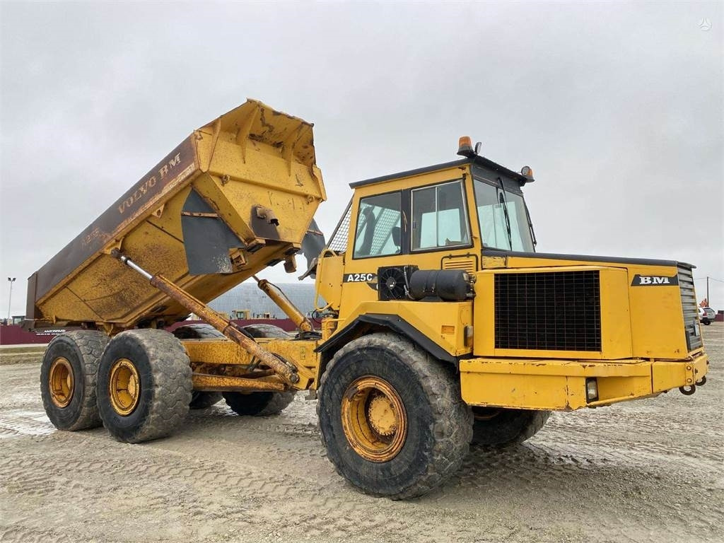 Volvo A25C , Nr.2 - Knækstyret dumper: billede 1 Volvo A25C , Nr.2 - Knækstyret dumper: billede 1