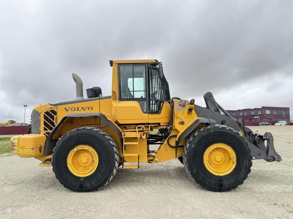 Volvo L 120 F , 4rd line , coupler - Gummihjulslæsser: billede 5 Volvo L 120 F , 4rd line , coupler - Gummihjulslæsser: billede 5
