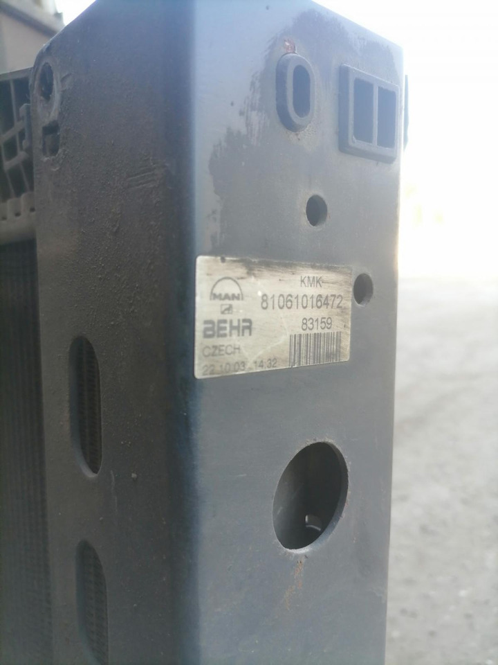 MAN Cooling radiator 81061016472 - Køler for Lastbil: billede 3 MAN Cooling radiator 81061016472 - Køler for Lastbil: billede 3