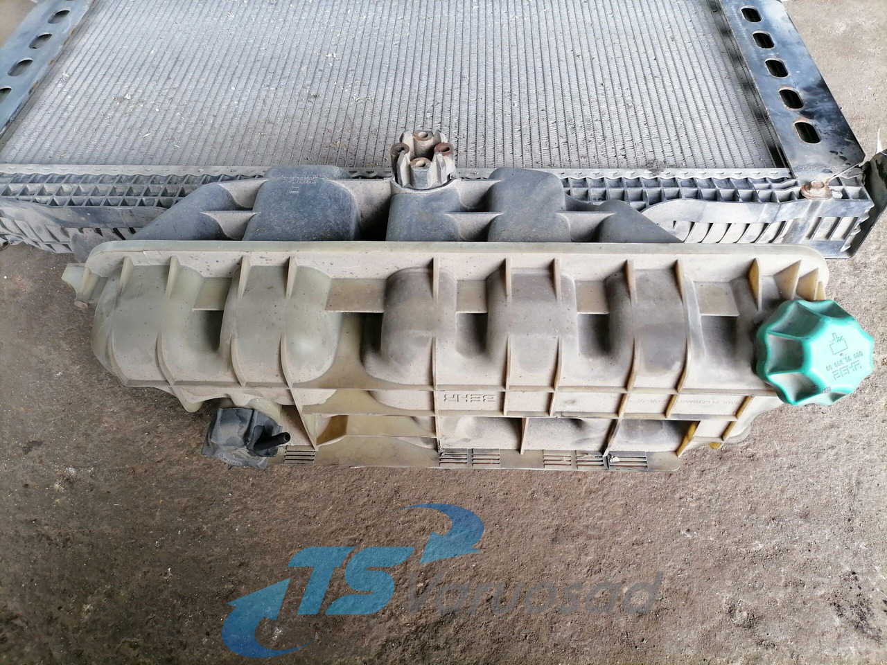 MAN Cooling radiator 81061016512 - Køler for Lastbil: billede 5 MAN Cooling radiator 81061016512 - Køler for Lastbil: billede 5