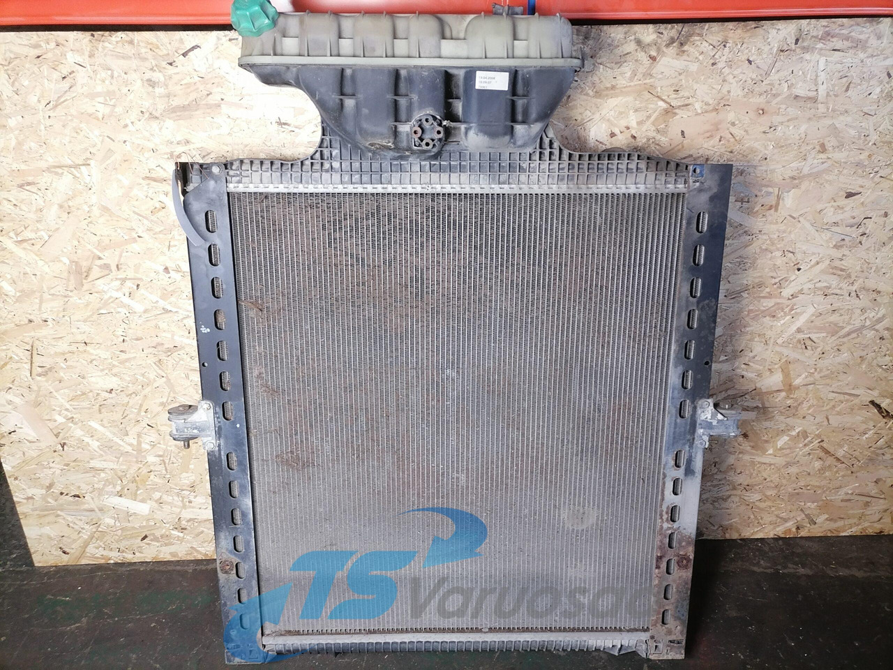 MAN Cooling radiator 81061016512 - Køler for Lastbil: billede 2 MAN Cooling radiator 81061016512 - Køler for Lastbil: billede 2