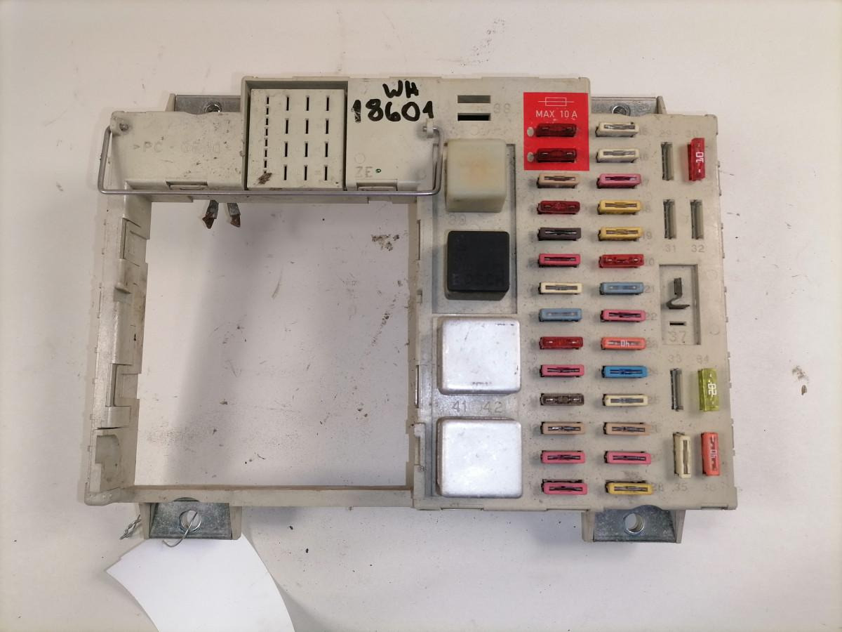 MAN Kaitsmepaneel 81254446074 - Sikring for Lastbil: billede 2 MAN Kaitsmepaneel 81254446074 - Sikring for Lastbil: billede 2