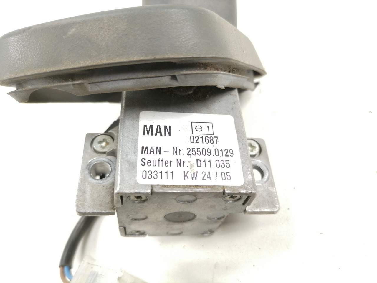 MAN Switch, cruise control 255090129 - Elektrisk system for Lastbil: billede 4 MAN Switch, cruise control 255090129 - Elektrisk system for Lastbil: billede 4