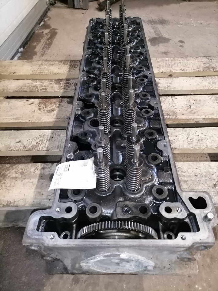 Mercedes-Benz Cylinder head A4710102720 - Motorhoved for Lastbil: billede 4 Mercedes-Benz Cylinder head A4710102720 - Motorhoved for Lastbil: billede 4