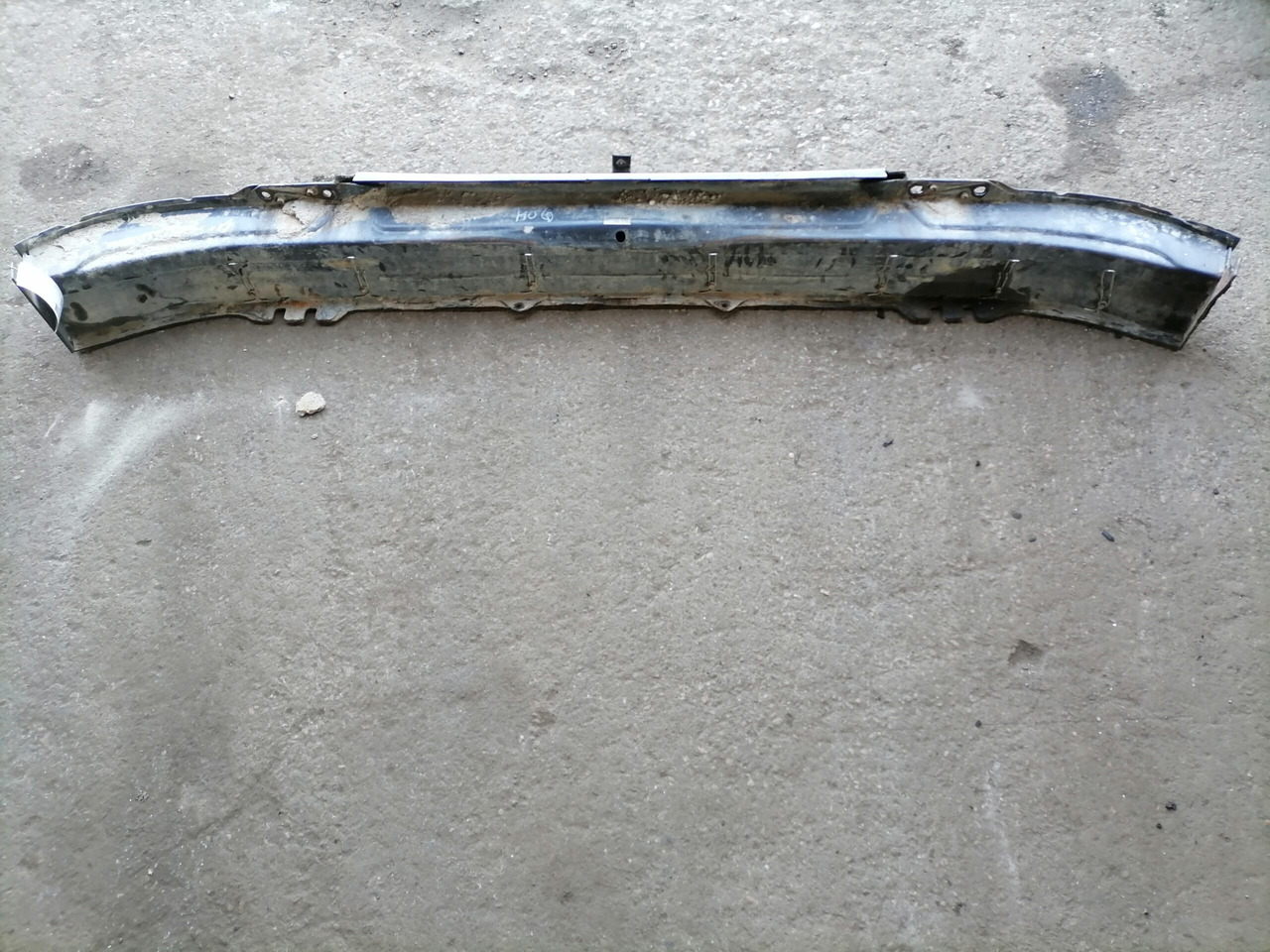 Scania Bumper 1731206 - Kofanger for Lastbil: billede 3 Scania Bumper 1731206 - Kofanger for Lastbil: billede 3