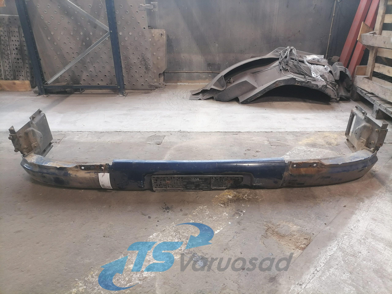 Scania Bumper 1731206 - Kofanger for Lastbil: billede 1 Scania Bumper 1731206 - Kofanger for Lastbil: billede 1