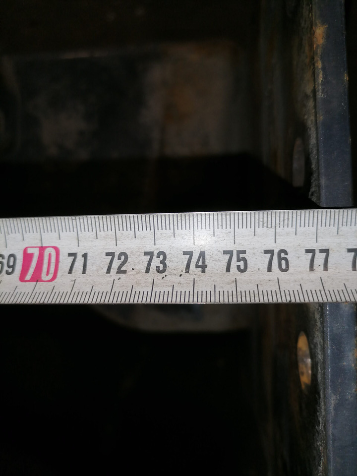 Scania Haakeseadme kinnitusraam CM75N770A01 - Drejeskammel for Lastbil: billede 4 Scania Haakeseadme kinnitusraam CM75N770A01 - Drejeskammel for Lastbil: billede 4