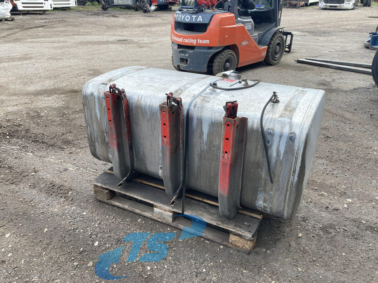 Scania Kütusepaak 600L 1517308 - Brændstoftank for Lastbil: billede 3 Scania Kütusepaak 600L 1517308 - Brændstoftank for Lastbil: billede 3