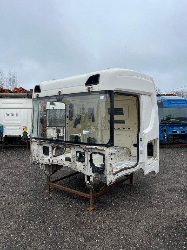 Scania Scania kabiin CR20N CR20N - Førerhus og interiør for Lastbil: billede 1 Scania Scania kabiin CR20N CR20N - Førerhus og interiør for Lastbil: billede 1