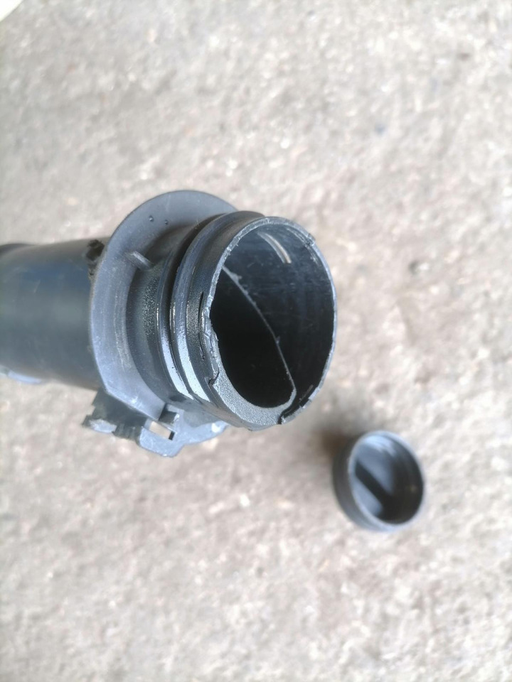 Scania Windscreen washer fluid tank 2512290 - Visker for Lastbil: billede 4 Scania Windscreen washer fluid tank 2512290 - Visker for Lastbil: billede 4