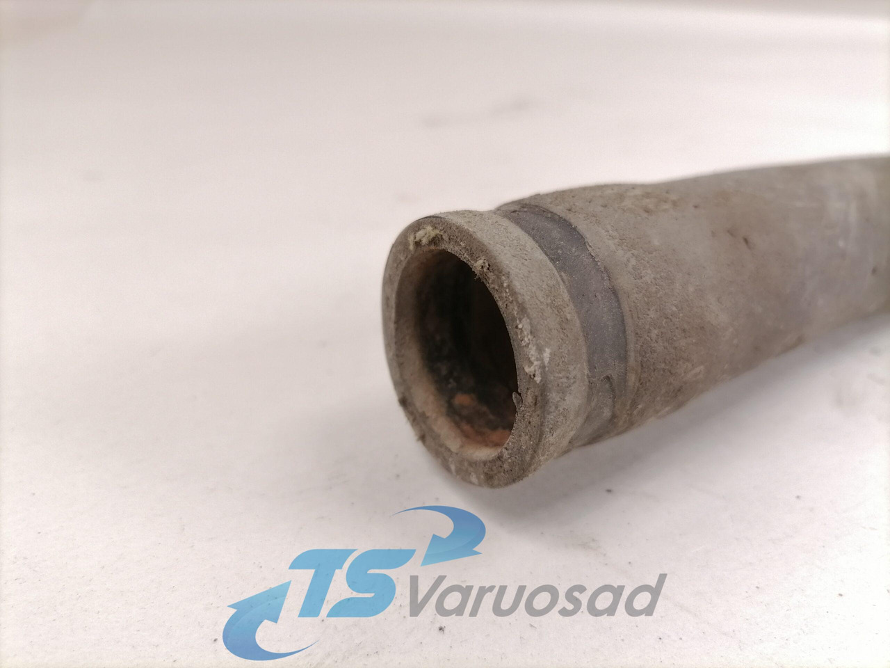 Volvo Cooling pipe 21242536 - Kølesystem for Lastbil: billede 2 Volvo Cooling pipe 21242536 - Kølesystem for Lastbil: billede 2