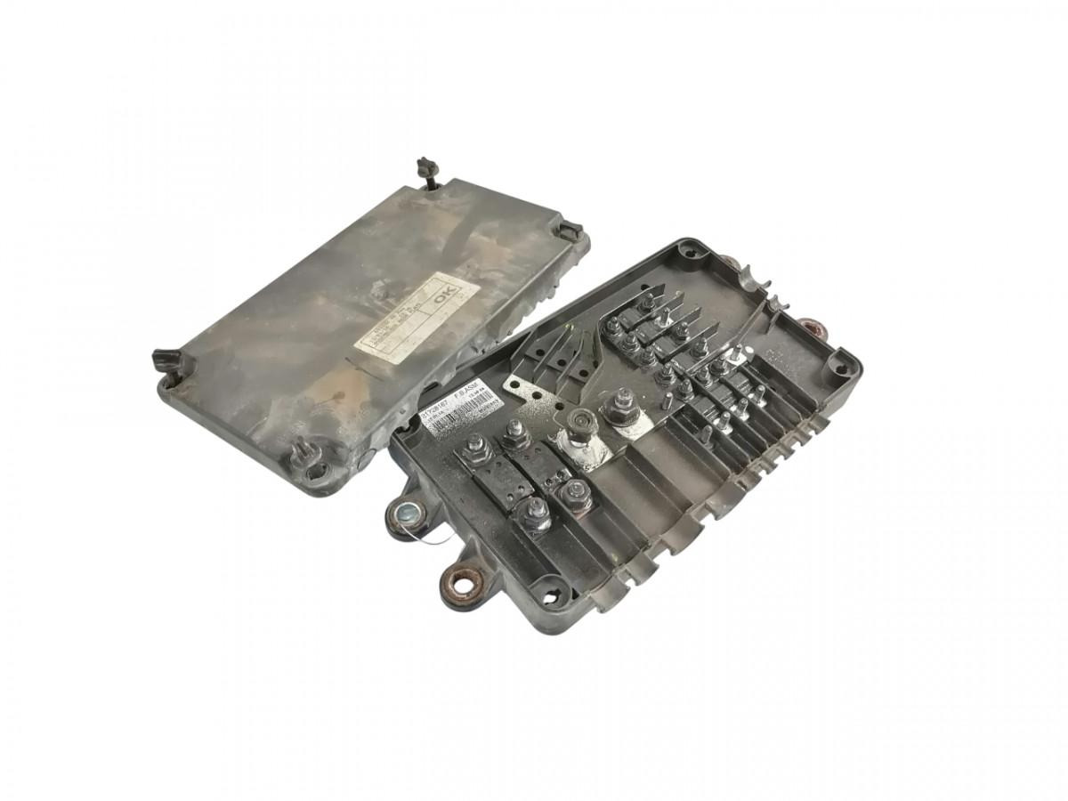 Volvo Fuse box 21728187 - Sikring for Lastbil: billede 1 Volvo Fuse box 21728187 - Sikring for Lastbil: billede 1