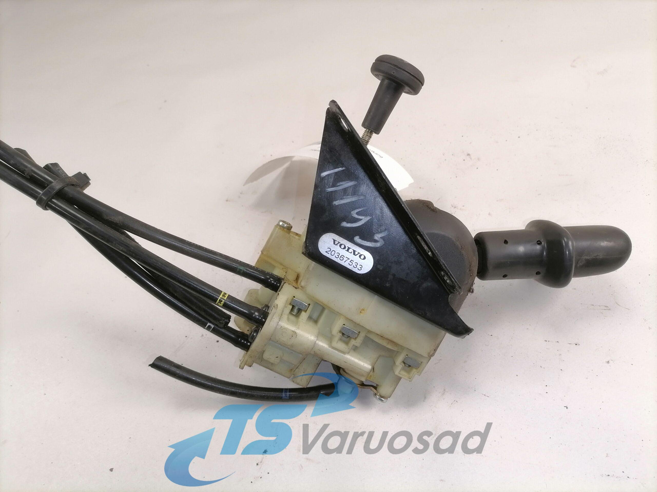 Volvo Handbrake control lever 9617242040 - Universaldel for Lastbil: billede 1 Volvo Handbrake control lever 9617242040 - Universaldel for Lastbil: billede 1