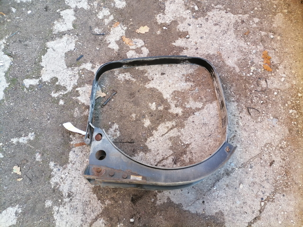 Volvo Kütusepaagi kandur, Volvo 20721537 - Brændstoftank for Lastbil: billede 1 Volvo Kütusepaagi kandur, Volvo 20721537 - Brændstoftank for Lastbil: billede 1