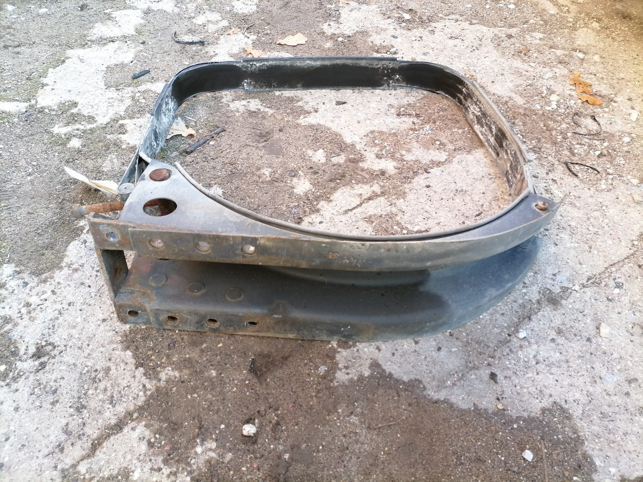 Volvo Kütusepaagi kandur, Volvo 20721537 - Brændstoftank for Lastbil: billede 2 Volvo Kütusepaagi kandur, Volvo 20721537 - Brændstoftank for Lastbil: billede 2