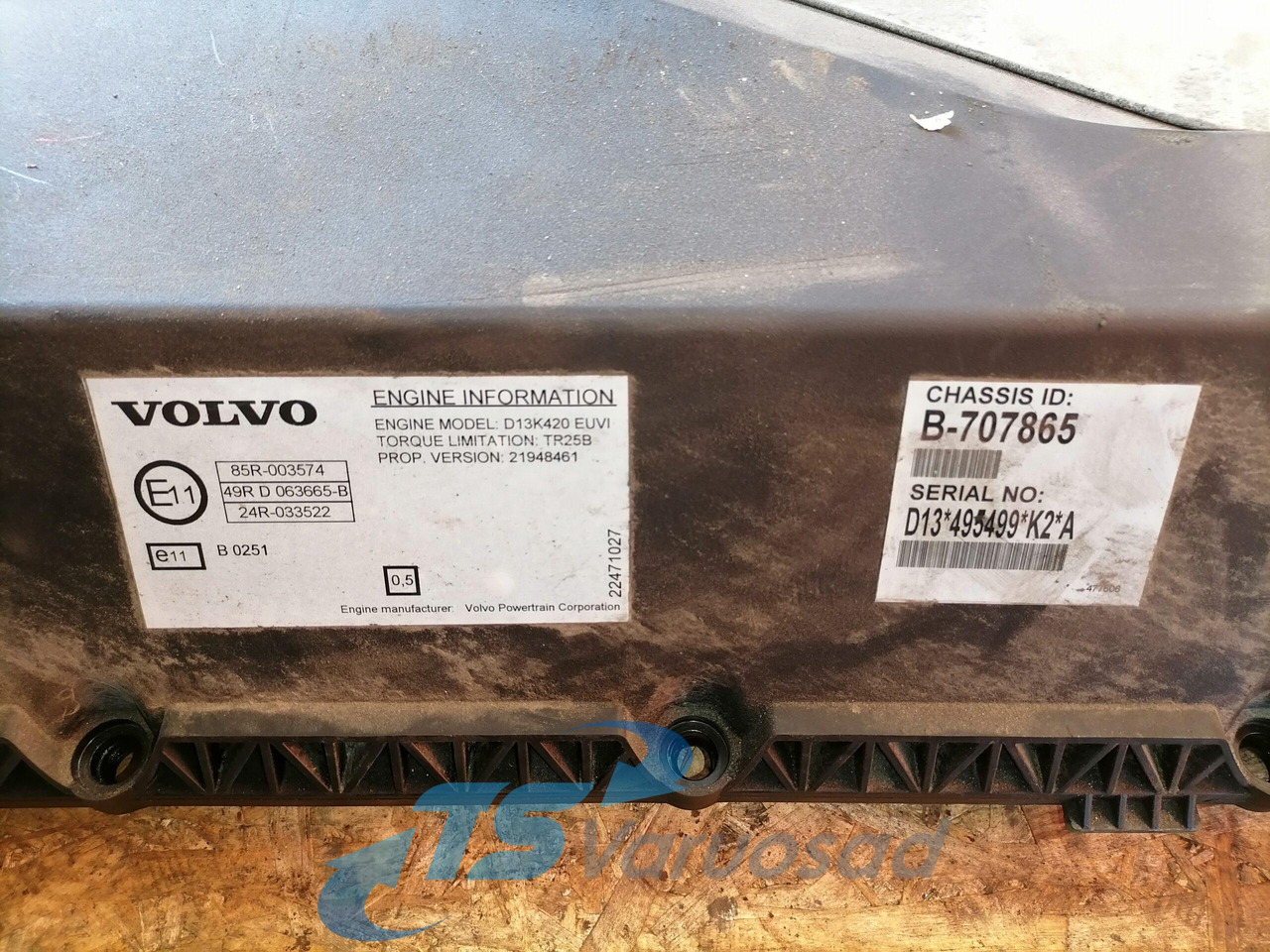 Volvo Valve cover 21627156 - Motorhoved for Lastbil: billede 5 Volvo Valve cover 21627156 - Motorhoved for Lastbil: billede 5