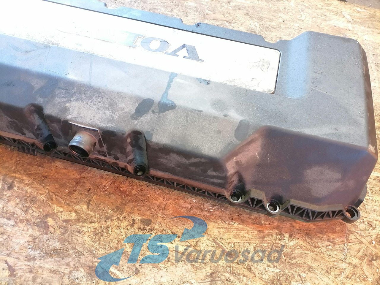 Volvo Valve cover 21627156 - Motorhoved for Lastbil: billede 4 Volvo Valve cover 21627156 - Motorhoved for Lastbil: billede 4