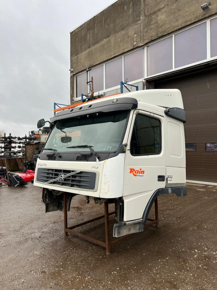 Volvo Volvo kabiin 85103669 - Førerhus og interiør for Lastbil: billede 1 Volvo Volvo kabiin 85103669 - Førerhus og interiør for Lastbil: billede 1