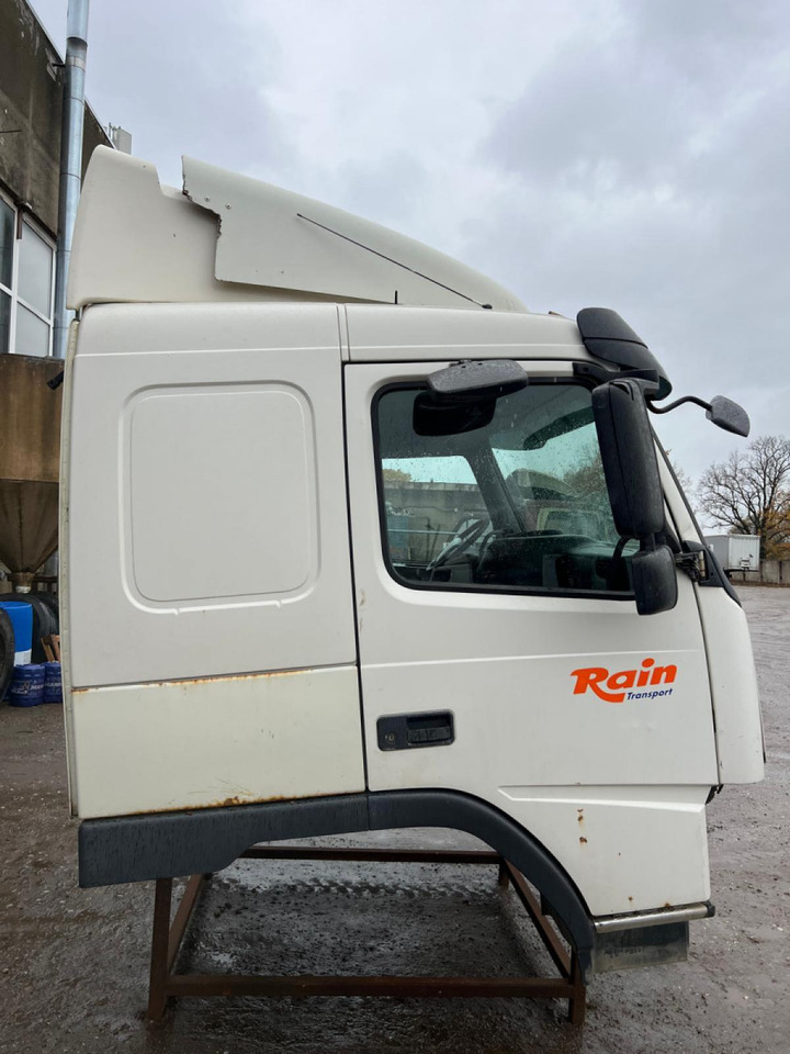 Volvo Volvo kabiin 85103669 - Førerhus og interiør for Lastbil: billede 4 Volvo Volvo kabiin 85103669 - Førerhus og interiør for Lastbil: billede 4