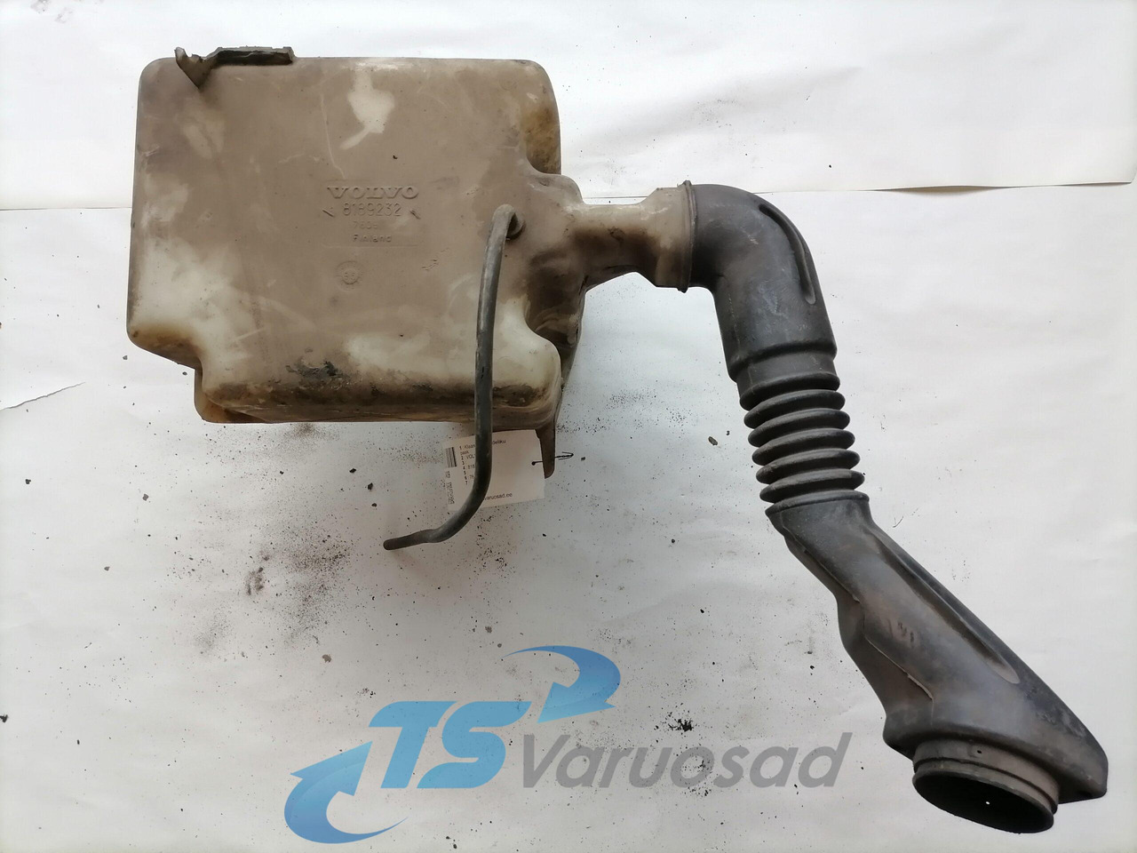 Volvo Windscreen washer fluid tank 8189232 - Visker for Lastbil: billede 2 Volvo Windscreen washer fluid tank 8189232 - Visker for Lastbil: billede 2