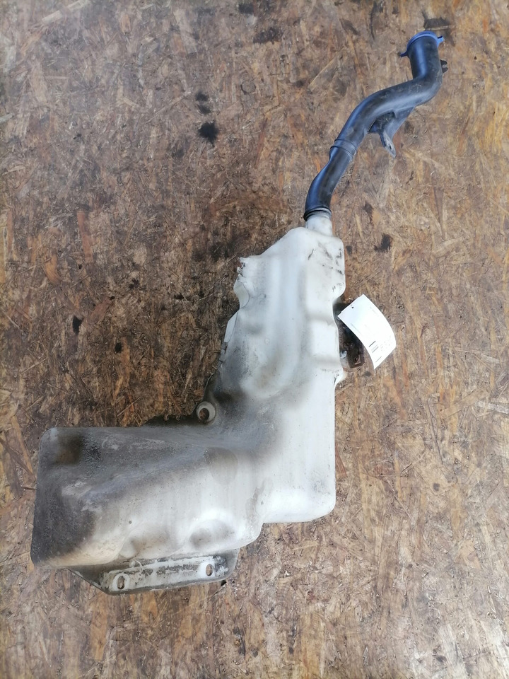 Volvo Windscreen washer fluid tank 84092259 - Visker for Lastbil: billede 2 Volvo Windscreen washer fluid tank 84092259 - Visker for Lastbil: billede 2