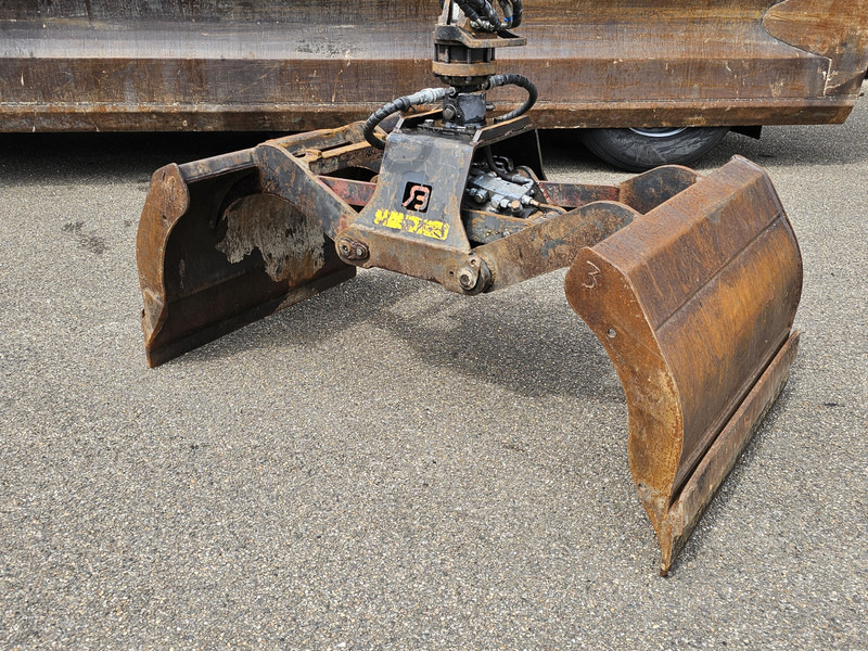 DAF TATRA T158/II 6X6 / HMF Z CRANE + 2 SIDE TIPPER - Tipvogn lastbil, Lastbil med kran: billede 5 DAF TATRA T158/II 6X6 / HMF Z CRANE + 2 SIDE TIPPER - Tipvogn lastbil, Lastbil med kran: billede 5