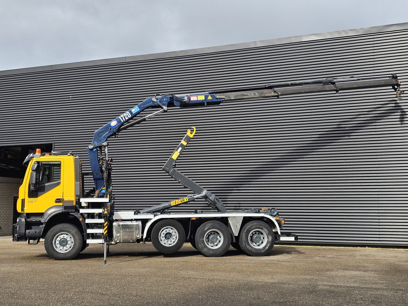 Iveco TRAKKER 380 8X6 / EURO 6 / CRANE + HOOKLIFT - Lastbil kroghejs, Lastbil med kran: billede 2 Iveco TRAKKER 380 8X6 / EURO 6 / CRANE + HOOKLIFT - Lastbil kroghejs, Lastbil med kran: billede 2