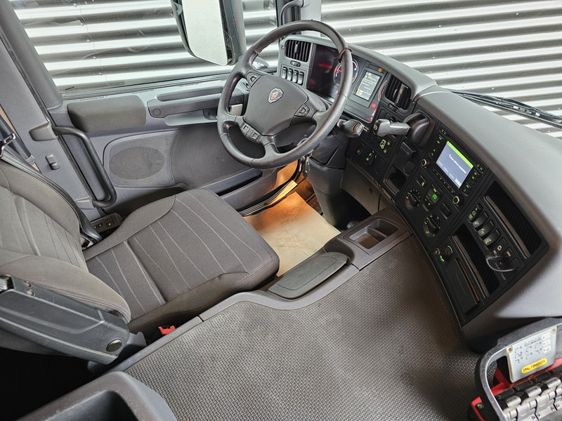 Lastbil med lad, Lastbil med kran Scania P320 4x2 / PALFINGER 14TM / CRANE/KRAN/GRUE: billede 14 Lastbil med lad, Lastbil med kran Scania P320 4x2 / PALFINGER 14TM / CRANE/KRAN/GRUE: billede 14