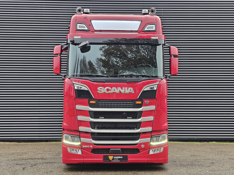 Scania S660 V8 6X2/4 / RETARDER / FULL AIR / HYDRAULIC - Trækker: billede 5 Scania S660 V8 6X2/4 / RETARDER / FULL AIR / HYDRAULIC - Trækker: billede 5