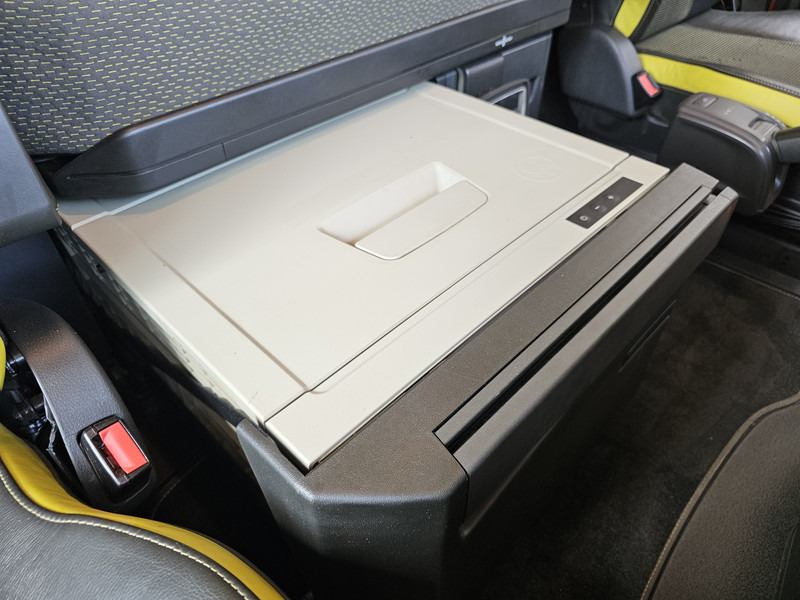 Trækker Volvo FH 16.750 6x2-4 / LIFT - STEERING AXLE: billede 19 Trækker Volvo FH 16.750 6x2-4 / LIFT - STEERING AXLE: billede 19