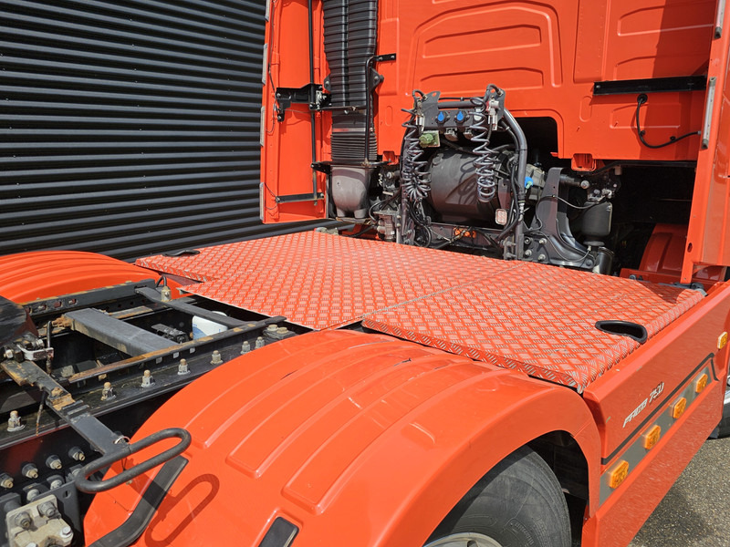 Trækker Volvo FH 16.750 6x2-4 / LIFT - STEERING AXLE: billede 20 Trækker Volvo FH 16.750 6x2-4 / LIFT - STEERING AXLE: billede 20