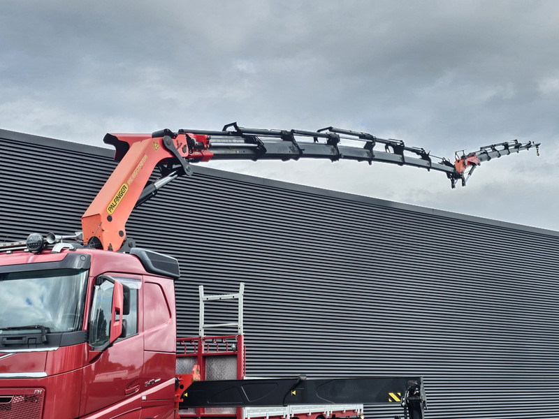 Volvo FH 540 8x2/6 / PALFINGER 65 t/m CRANE + JIB - Lastbil med lad, Lastbil med kran: billede 2 Volvo FH 540 8x2/6 / PALFINGER 65 t/m CRANE + JIB - Lastbil med lad, Lastbil med kran: billede 2