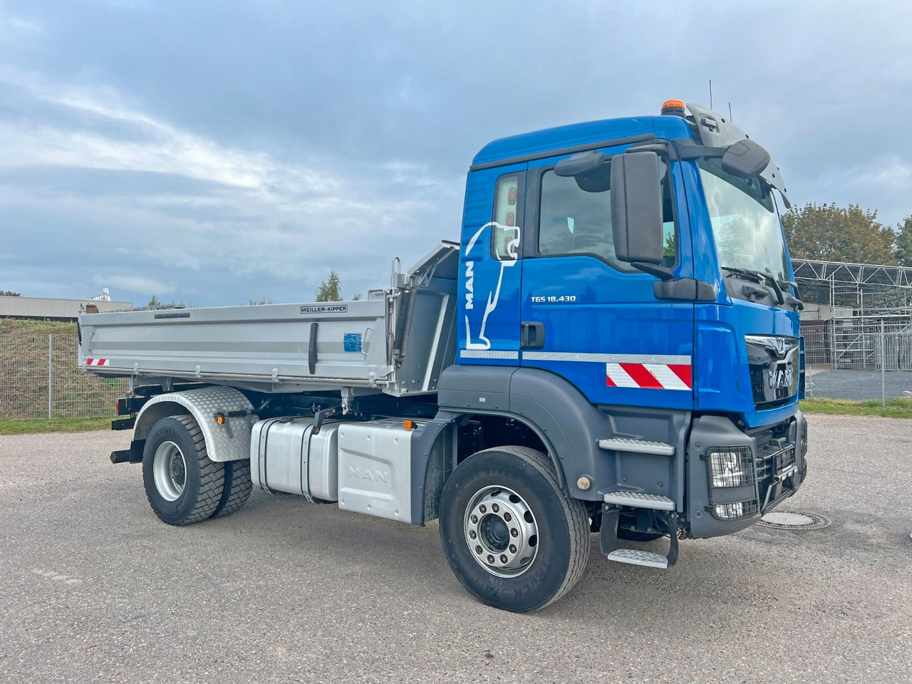 MAN 18.430 4X2 Meiller 3. Seitenkipper Top Zustand - Tipvogn lastbil: billede 1 MAN 18.430 4X2 Meiller 3. Seitenkipper Top Zustand - Tipvogn lastbil: billede 1