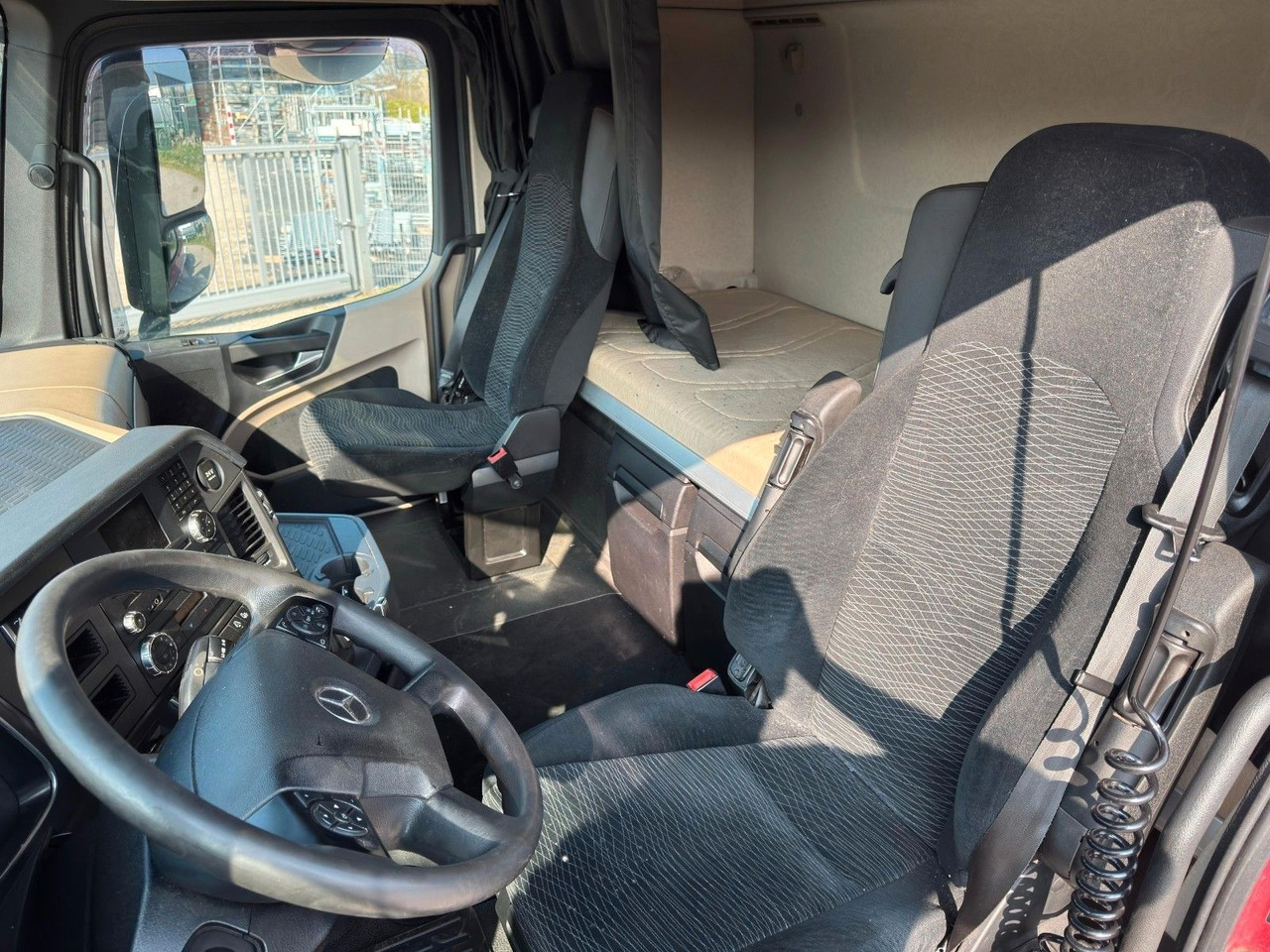 Lastbil chassis Mercedes-Benz 2558 6x2 Fahrgestell Chassis | Retarder | Klima: billede 10 Lastbil chassis Mercedes-Benz 2558 6x2 Fahrgestell Chassis | Retarder | Klima: billede 10