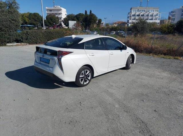 Toyota Prius Hybrid - Bil: billede 3 Toyota Prius Hybrid - Bil: billede 3