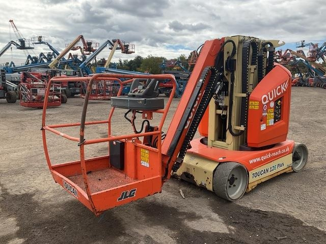 JLG Toucan 12E Plus - Søjlelift: billede 1 JLG Toucan 12E Plus - Søjlelift: billede 1