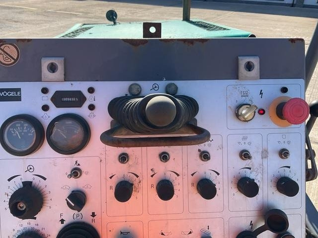 Asfaltudlægger Vögele Super 800: billede 15