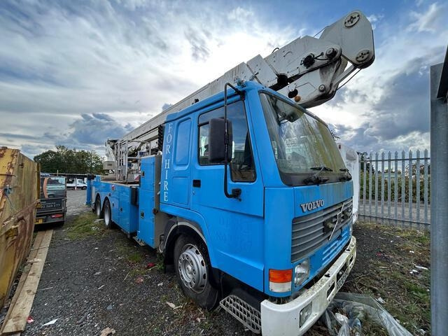 Volvo FL10 - Lastbil med kran: billede 5 Volvo FL10 - Lastbil med kran: billede 5