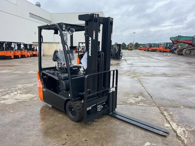 Doosan B15T-7 PLUS - El gaffeltruck: billede 4 Doosan B15T-7 PLUS - El gaffeltruck: billede 4