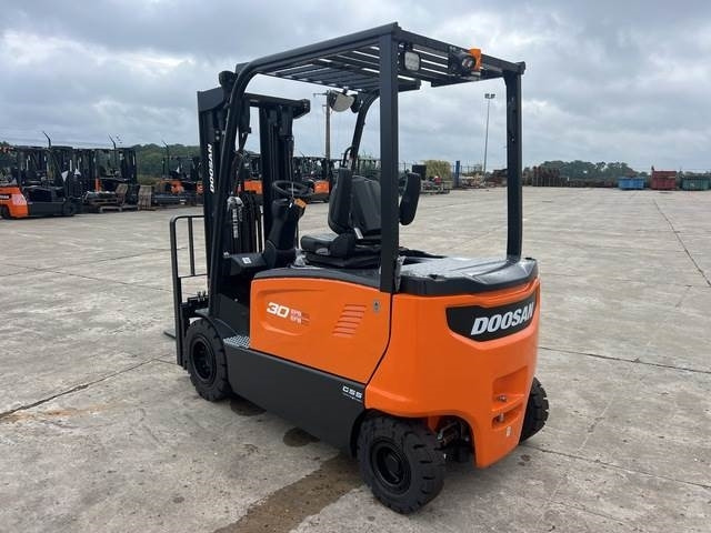 Doosan B30X-7 PLUS - El gaffeltruck: billede 2 Doosan B30X-7 PLUS - El gaffeltruck: billede 2