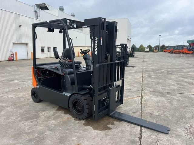 Doosan B30X-7 PLUS - El gaffeltruck: billede 4 Doosan B30X-7 PLUS - El gaffeltruck: billede 4