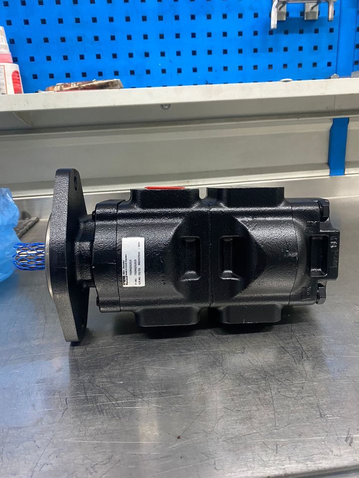 PARKER 7029121213 - Hydraulikpumpe for Entreprenørmaskin: billede 1 PARKER 7029121213 - Hydraulikpumpe for Entreprenørmaskin: billede 1