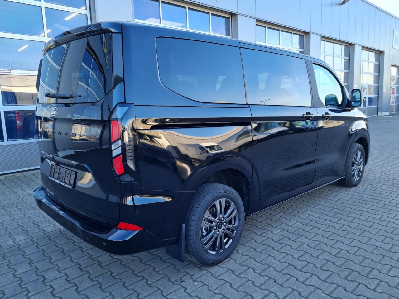 Ford Tourneo Custom 320 L1 AG Titanium X AHK LED NAVI 2X SCHIEBE - Mandskabsbil: billede 5 Ford Tourneo Custom 320 L1 AG Titanium X AHK LED NAVI 2X SCHIEBE - Mandskabsbil: billede 5