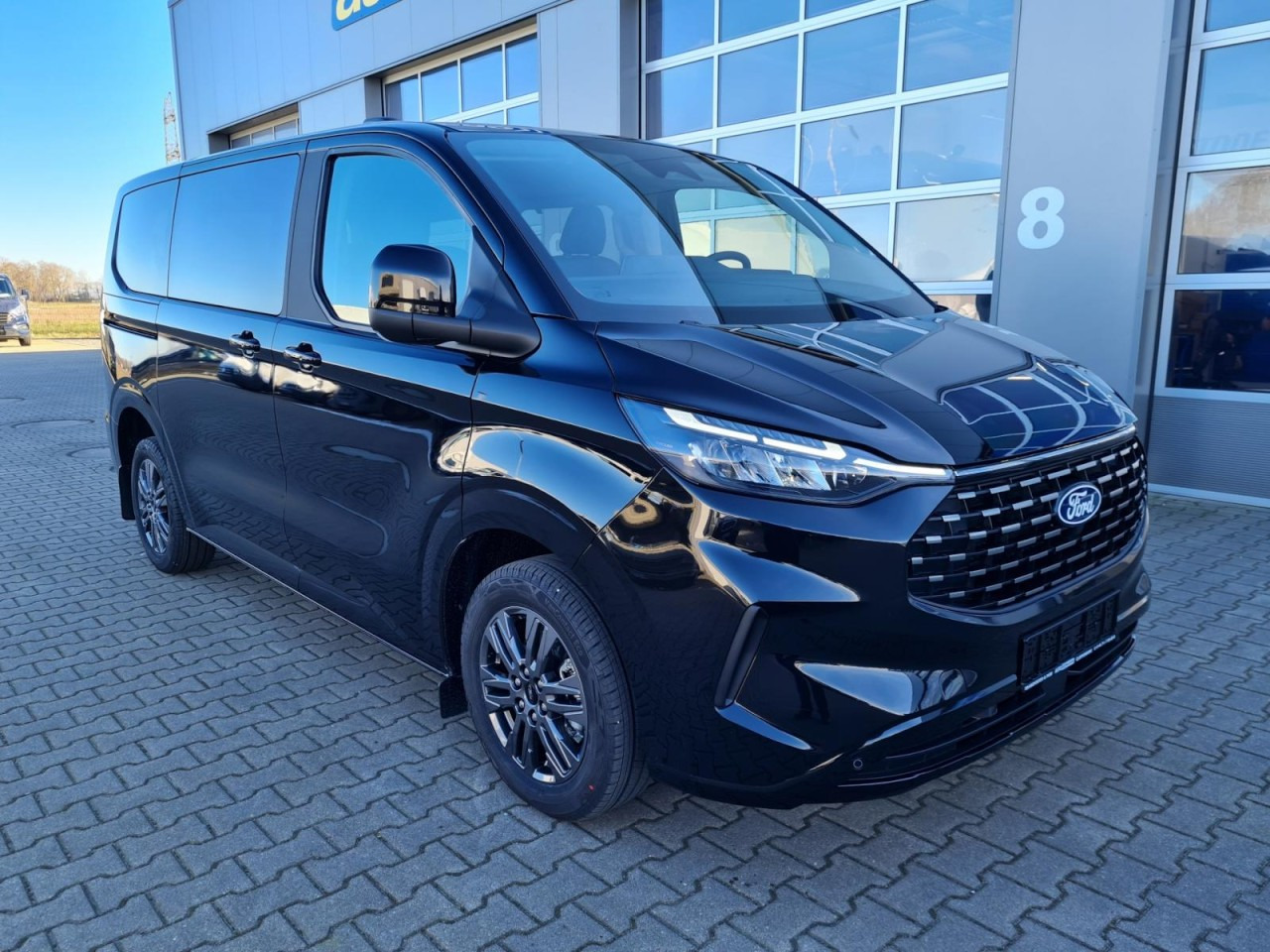 Ford Tourneo Custom 320 L1 AG Titanium X AHK LED NAVI 2X SCHIEBE - Mandskabsbil: billede 3 Ford Tourneo Custom 320 L1 AG Titanium X AHK LED NAVI 2X SCHIEBE - Mandskabsbil: billede 3