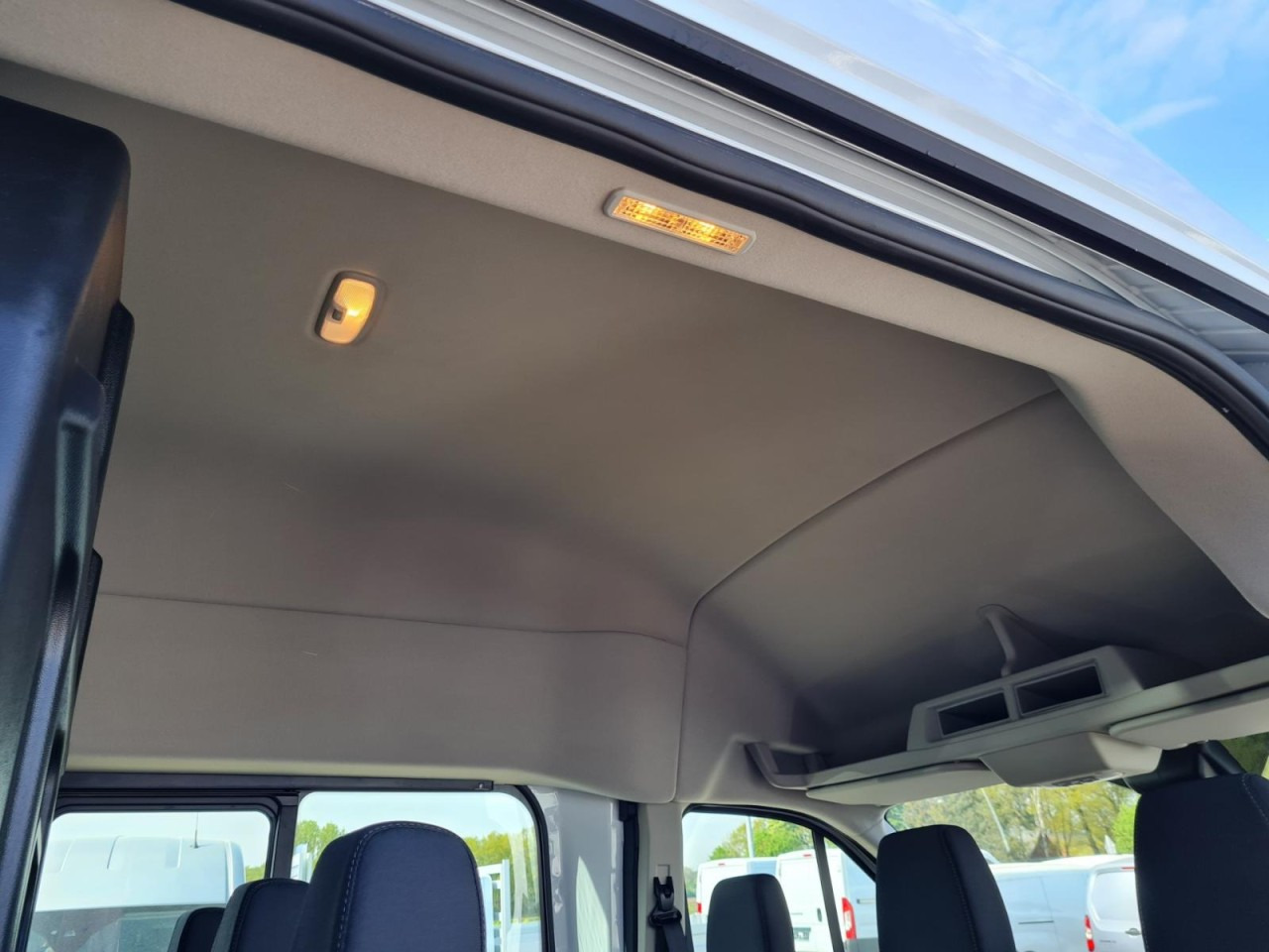 Varevogn, Mandskabsbil Ford Transit 350 Kasten L4H3 Doka Trend Mixto RWD: billede 18