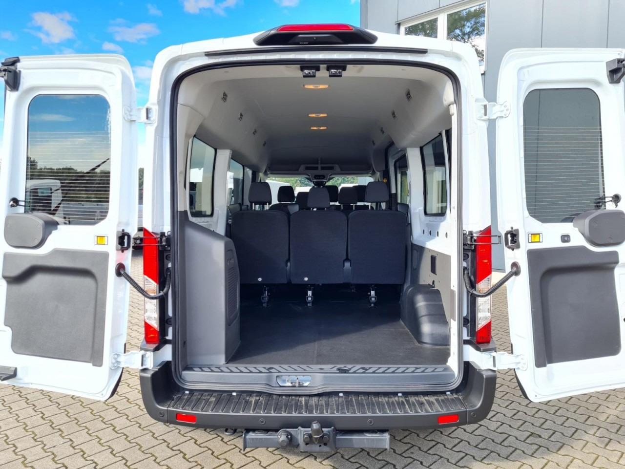 Ford Transit 350 Kombi 9 Sitze L3 AG Trend AHK KAMERA - Minibus, Persontransport: billede 5 Ford Transit 350 Kombi 9 Sitze L3 AG Trend AHK KAMERA - Minibus, Persontransport: billede 5