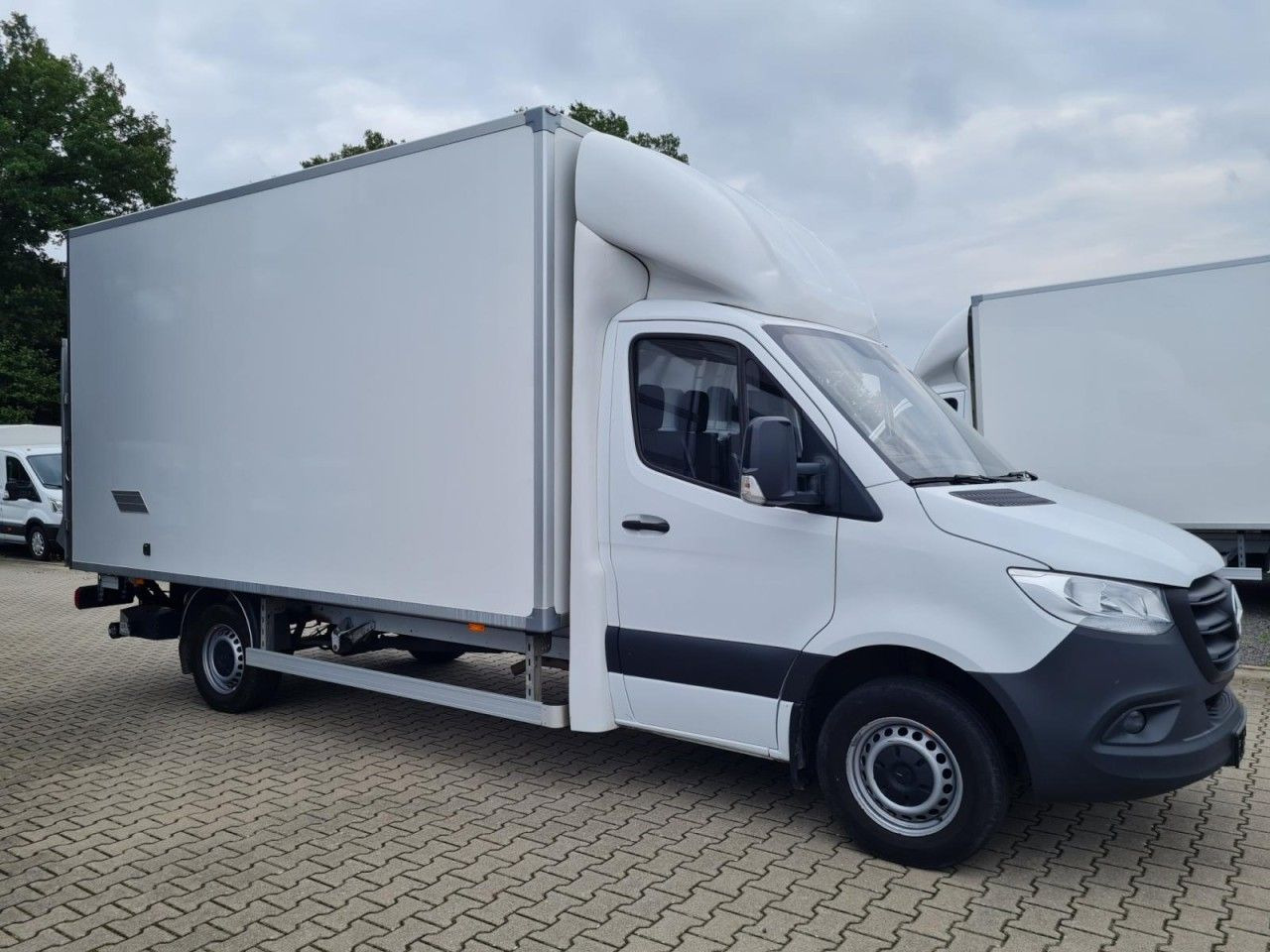 Mercedes-Benz Sprinter 315 CDI Koffer LBW RWD KLIMA TEMPOMAT - Varebil med kasse: billede 3 Mercedes-Benz Sprinter 315 CDI Koffer LBW RWD KLIMA TEMPOMAT - Varebil med kasse: billede 3