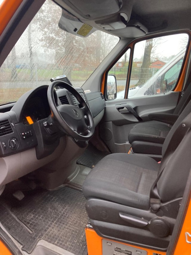 Mercedes-Benz Sprinter 316 CDI Kasten Hubarbeitsbühne KLIMA - Lastbil med mandskabslift: billede 3 Mercedes-Benz Sprinter 316 CDI Kasten Hubarbeitsbühne KLIMA - Lastbil med mandskabslift: billede 3