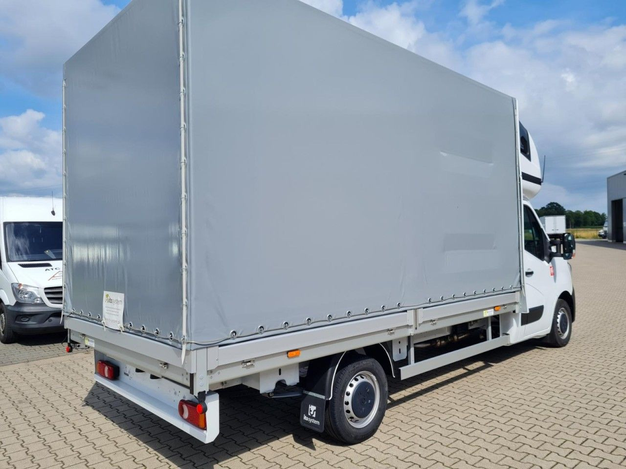 Renault Master 3,5 Pritsche Schiebe Plane Schlafkab. - Varebil med presenning: billede 4 Renault Master 3,5 Pritsche Schiebe Plane Schlafkab. - Varebil med presenning: billede 4